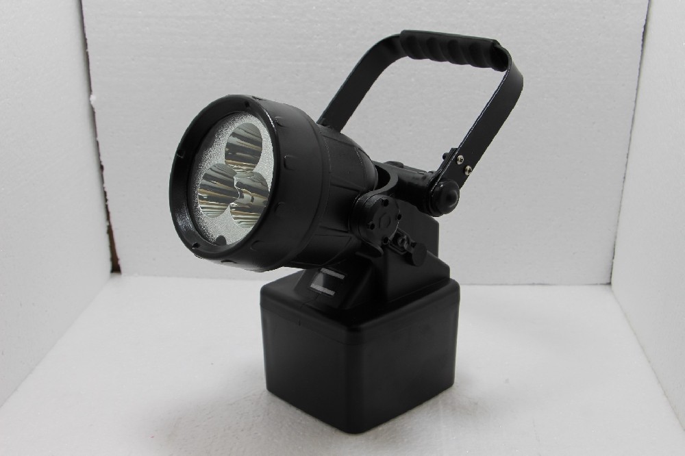 DOBW6610手提式防爆探照灯