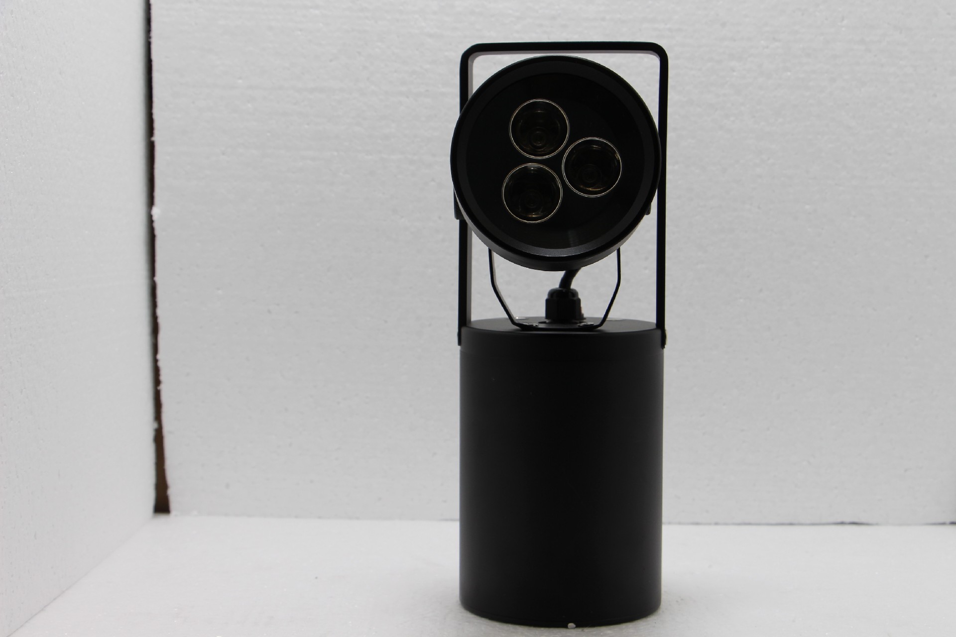 DOJIW5281便携式多功能强光灯