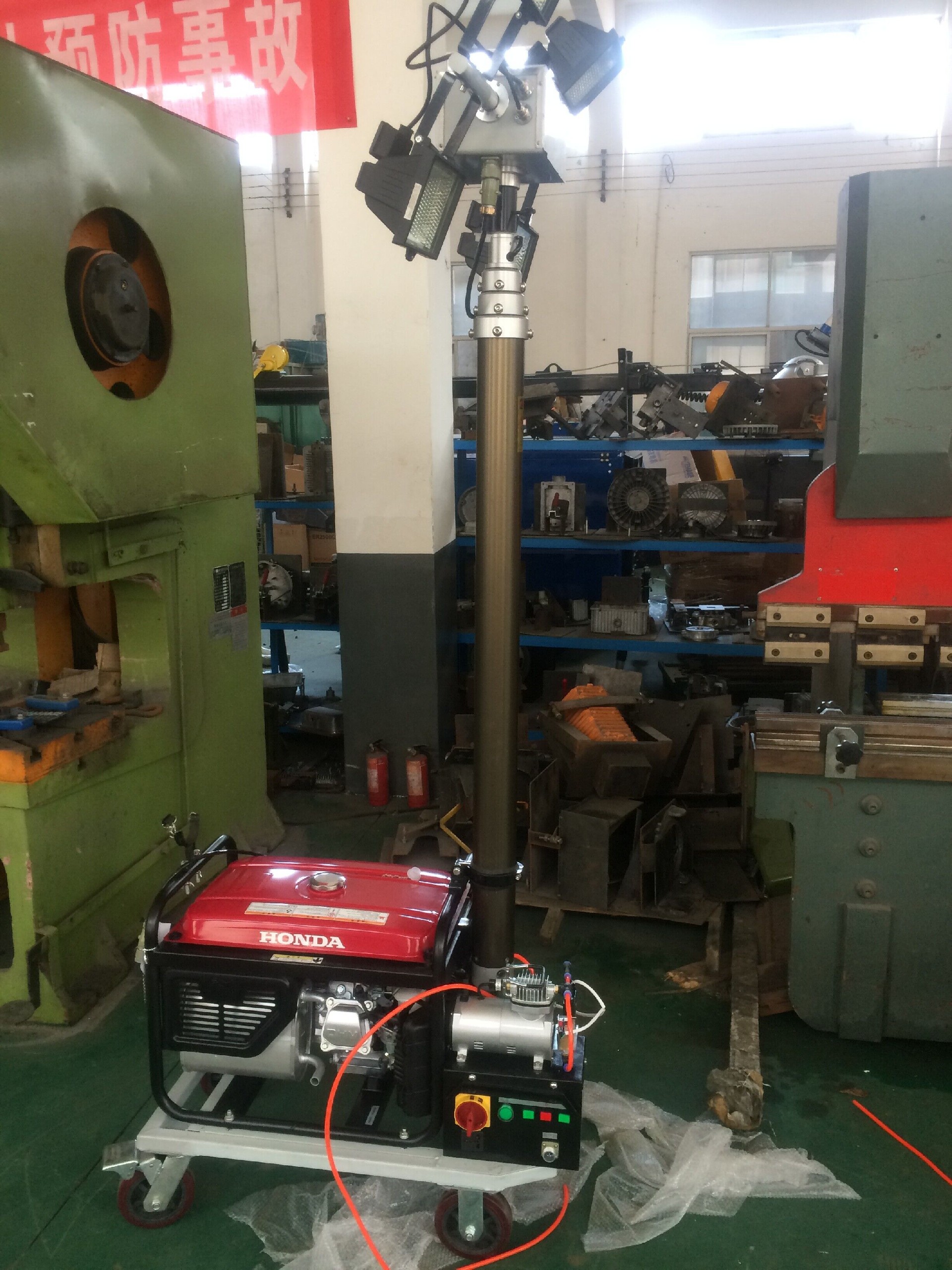 DOSFW6110D 全方位遥控升降工作灯