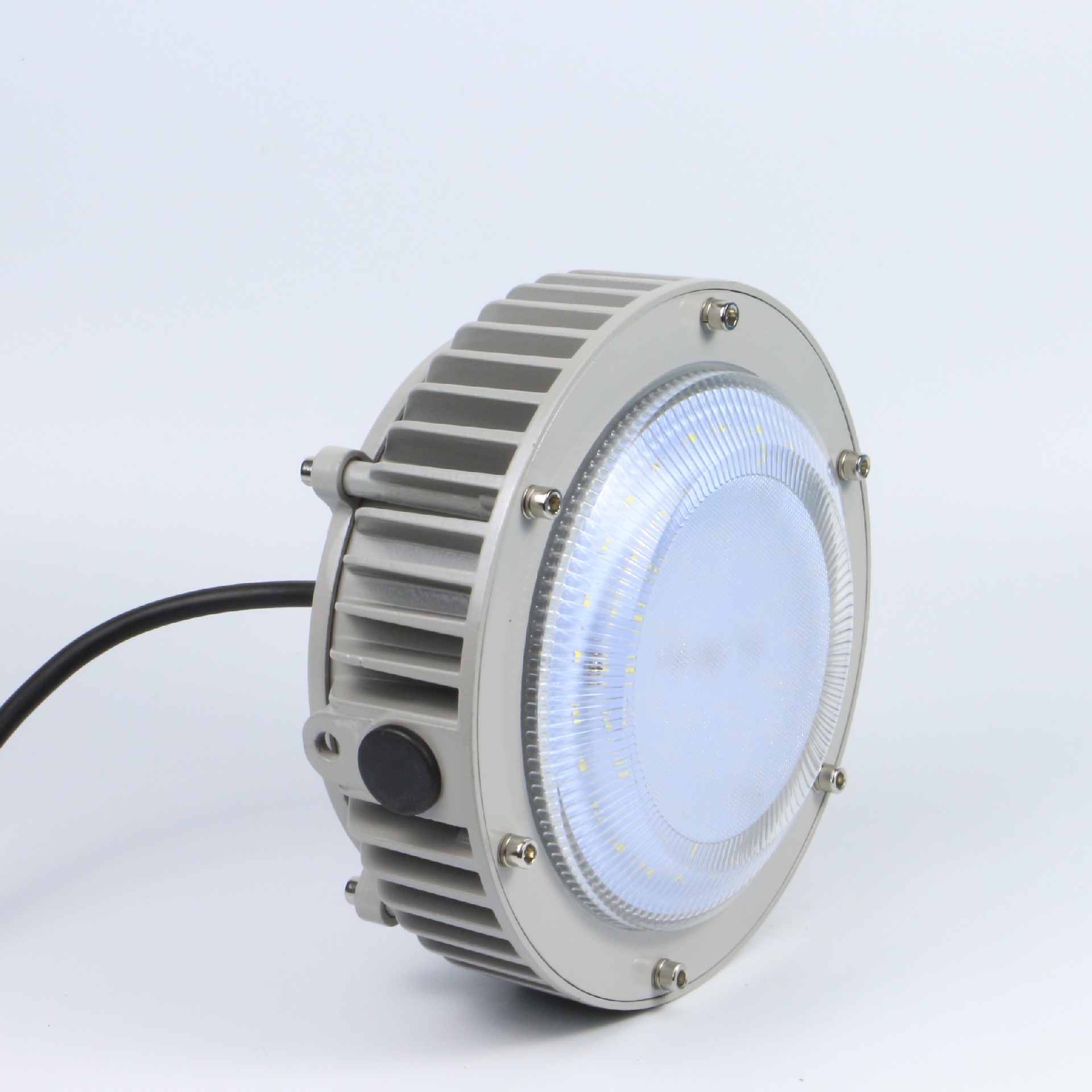 DOS813  40-80W LED三防泛光灯